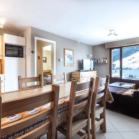 Apartment Charmant 2 Pieces Avec Parking, Proche Des Pistes - Fr-1-304-107 *